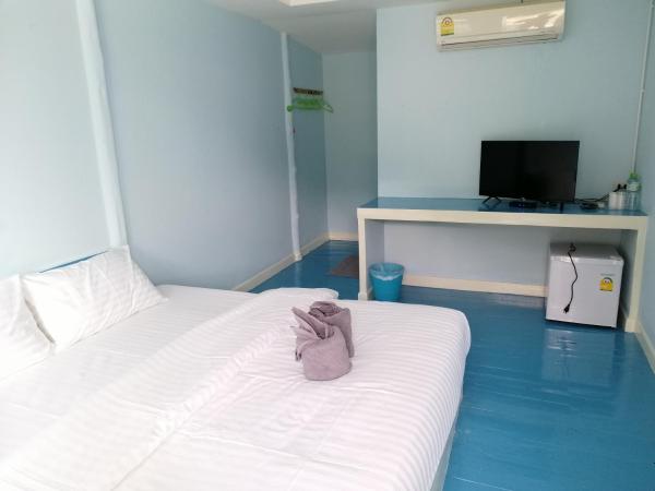 Koh Chang Baanrimtalay : photo 3 de la chambre chambre double avec balcon - vue sur mer