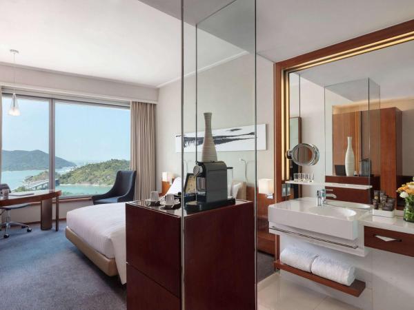 Novotel Citygate Hong Kong : photo 1 de la chambre chambre lits jumeaux premier exécutive