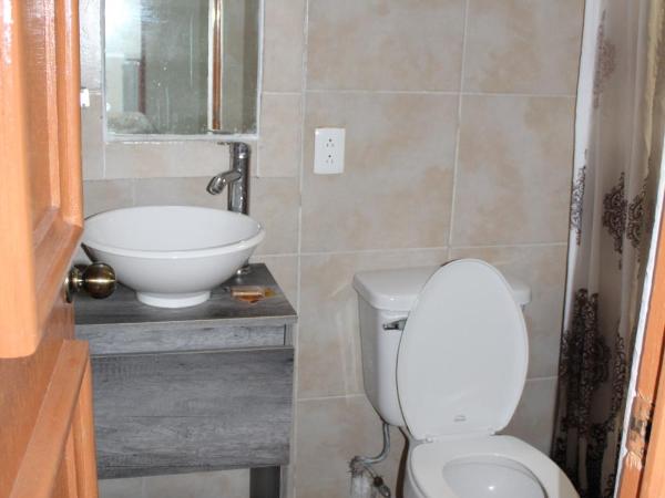 D'Cesar Hotel Acapulco : photo 7 de la chambre suite