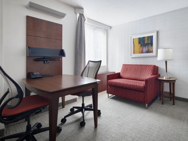 Club Quarters Hotel Embarcadero, San Francisco : photo 3 de la chambre suite 1 chambre avec canapé-lit