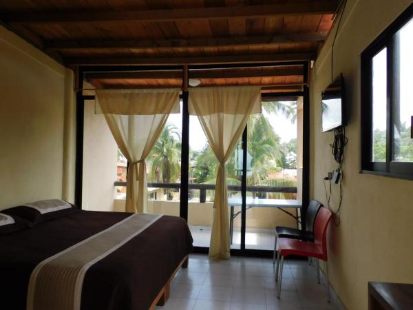 Hotel Restaurante Rocío by Rotamundos : photo 5 de la chambre studio - vue sur mer