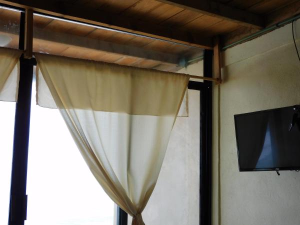 Hotel Restaurante Rocío by Rotamundos : photo 2 de la chambre studio familial