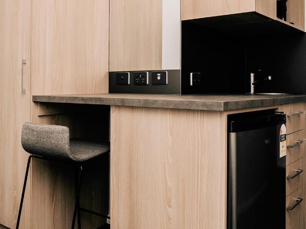 Toms Court Hotel : photo 7 de la chambre chambre lit king-size deluxe