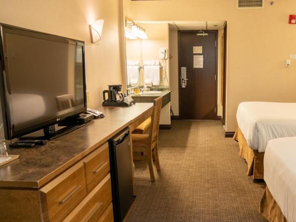 The Rundlestone Lodge : photo 2 de la chambre chambre lit queen-size standard 2