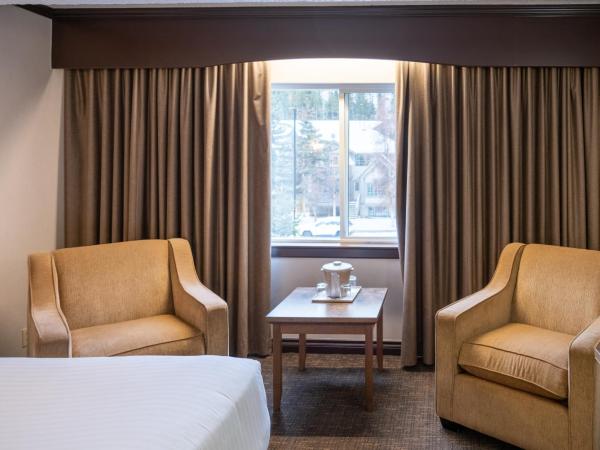 The Rundlestone Lodge : photo 6 de la chambre chambre supérieure avec 2 lits queen-size