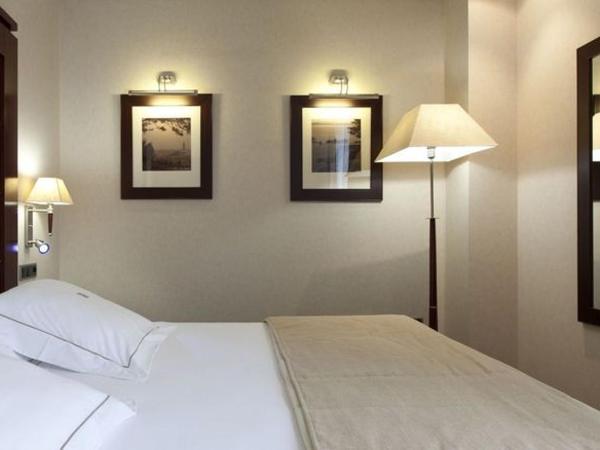 Hotel Valencia Center : photo 2 de la chambre room #9128534