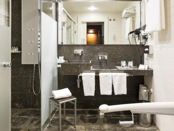 Parador de Granada : photo 1 de la chambre room #2528274