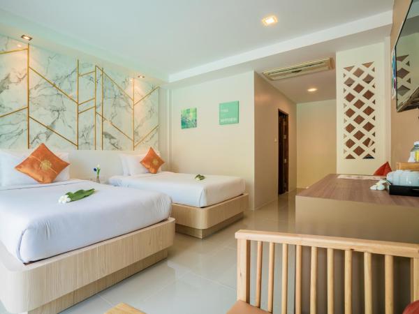 Phi Phi Anita Resort : photo 10 de la chambre chambre lits jumeaux de luxe avec vue sur la piscine