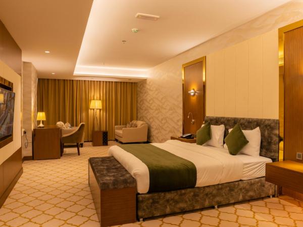 Royal Crown Hotel : photo 2 de la chambre suite standard