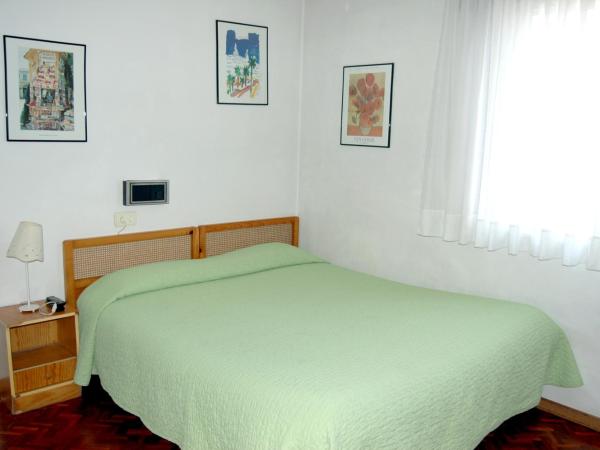 Hostal Charo II : photo 4 de la chambre chambre double standard