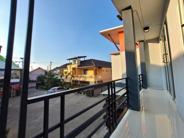 Graphic House @ Chiang Rai : photo 4 de la chambre chambre double ou lits jumeaux deluxe avec balcon