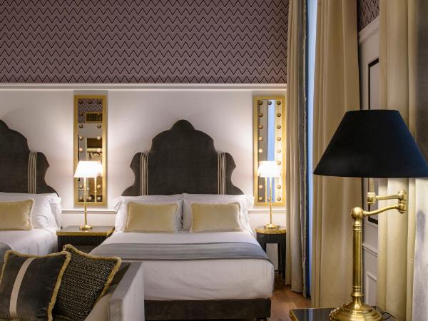 IL Tornabuoni The Unbound Collection by Hyatt : photo 4 de la chambre suite disposant de 2 lits queen-size