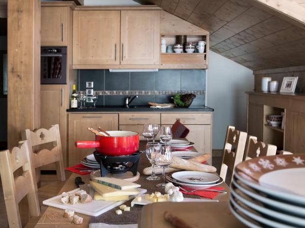 CGH Résidences & Spas Le Chalet des Dolines : photo 2 de la chambre appartement 1 chambre (4 adultes) avec accès au spa