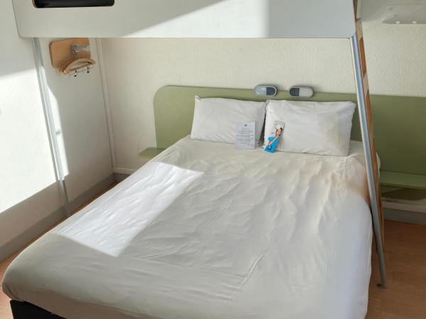 ibis Budget Caen Centre Gare : photo 3 de la chambre chambre triple