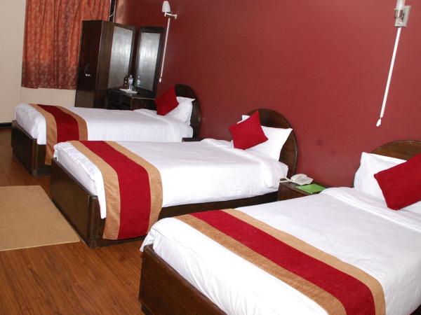 Hotel Family Home : photo 8 de la chambre standard triple room with 24 hour check-in & check-out