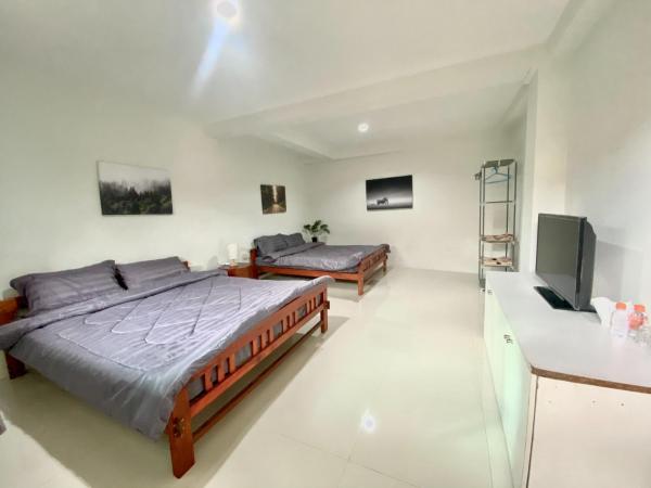 YOYO HOUSE : photo 2 de la chambre chambre avec 2 grands lits queen-size