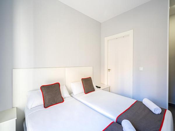 Hostal Jireh : photo 5 de la chambre chambre lits jumeaux