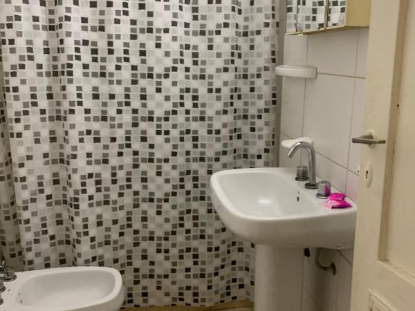 Palace Hotel Mendoza : photo 8 de la chambre chambre triple