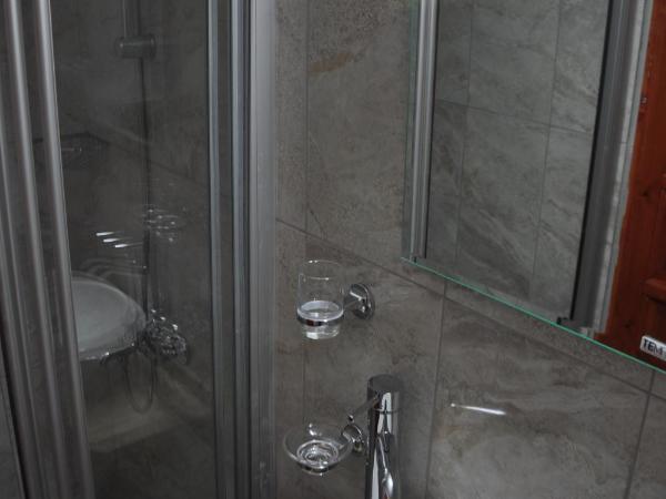 Sibel Hotel : photo 6 de la chambre chambre quadruple standard