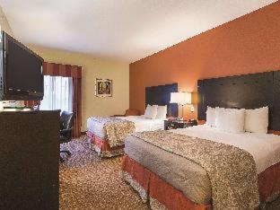 La Quinta by Wyndham Houston East at Normandy : photo 2 de la chambre room #45971916