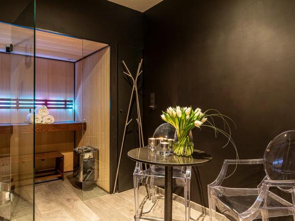 Maison Noppius : photo 2 de la chambre suite deluxe avec baignoire spa