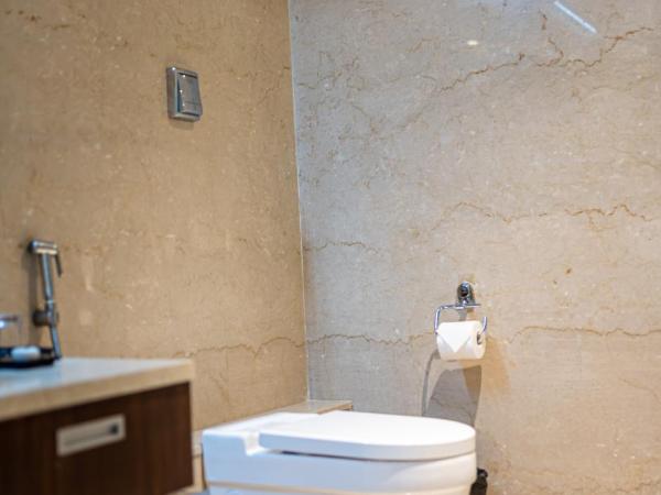 Bhagini Icon Premier Hotel : photo 8 de la chambre chambre lit king-size exécutive