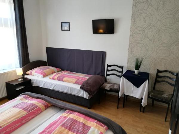 Eden Panzió : photo 5 de la chambre chambre triple