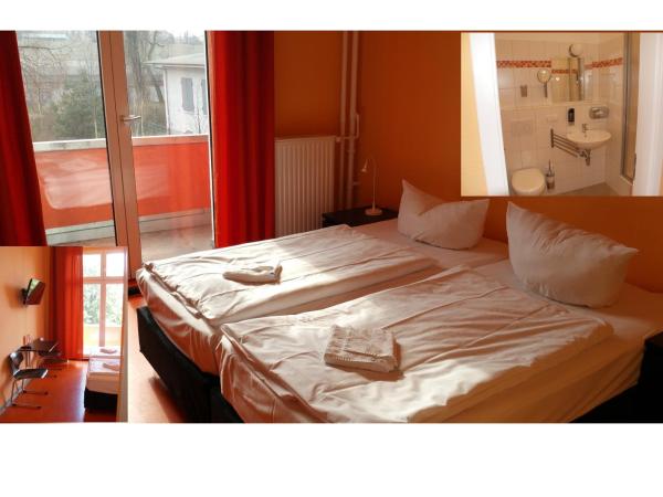 Happy Go Lucky Hotel + Hostel : photo 5 de la chambre chambre double avec salle de bains privative