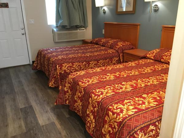 Lincoln Park Motel : photo 1 de la chambre chambre double deluxe avec baignoire