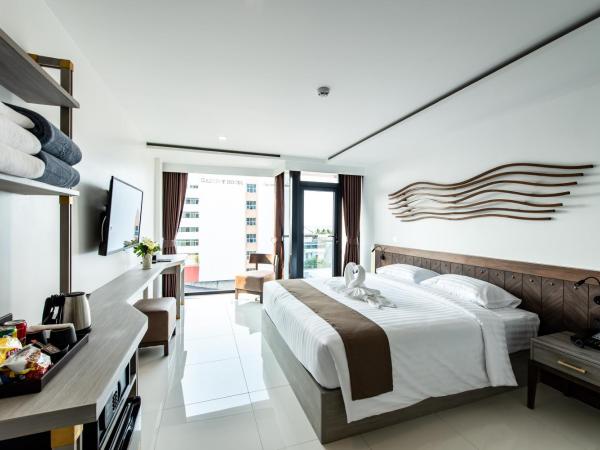 Blackwoods Hotel Pattaya - SHA Extra Plus : photo 4 de la chambre chambre double supérieure