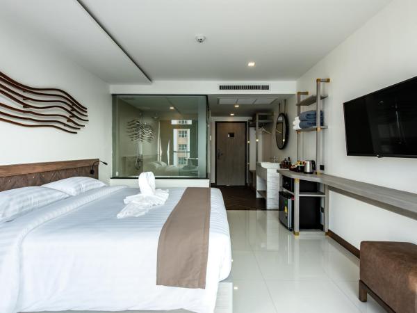 Blackwoods Hotel Pattaya - SHA Extra Plus : photo 6 de la chambre chambre double supérieure