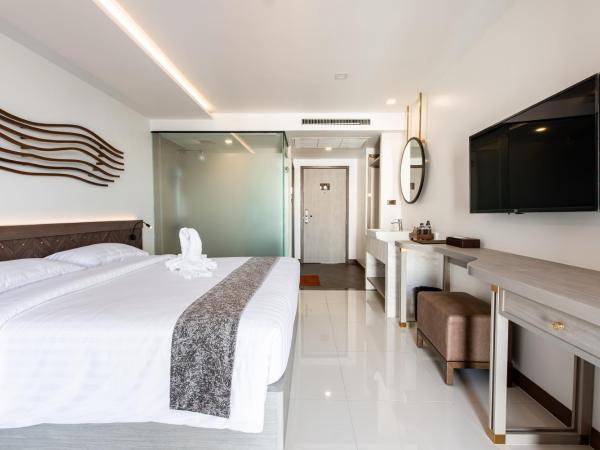 Blackwoods Hotel Pattaya - SHA Extra Plus : photo 3 de la chambre chambre double supérieure