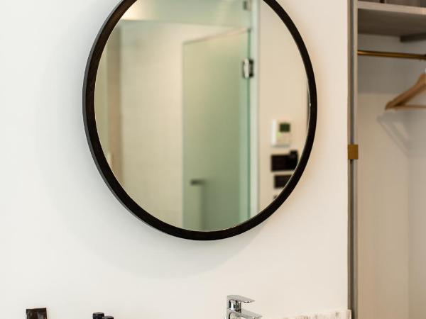 Blackwoods Hotel Pattaya - SHA Extra Plus : photo 7 de la chambre chambre lit queen-size deluxe