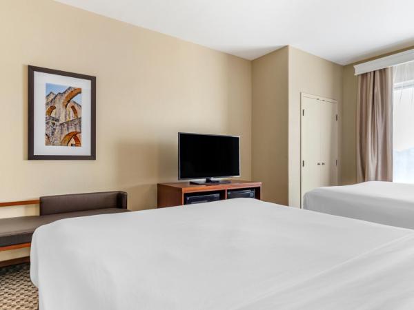 Comfort Suites Medical Center near Six Flags : photo 3 de la chambre suite 2 lits queen-size - non-fumeurs