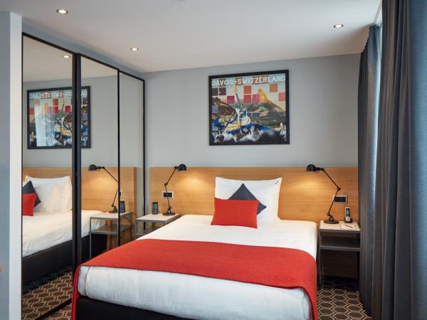 Hard Rock Hotel Davos : photo 1 de la chambre hébergement supérieur lit queen-size - argent