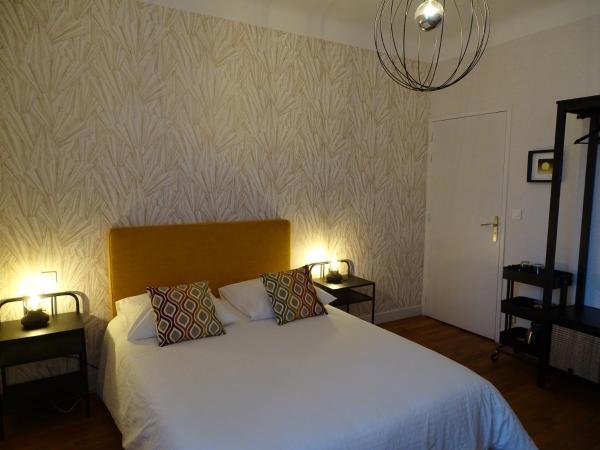 A la Vill'Adour : photo 1 de la chambre chambre double avec salle de bains privative extérieure