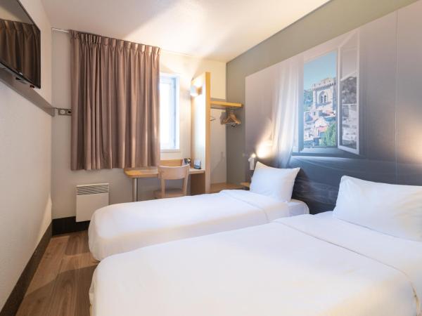 B&B HOTEL Dijon Marsannay : photo 1 de la chambre chambre lits jumeaux