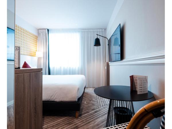 The Originals Boutique, Hôtel Maison Montmartre Paris Les Puces : photo 3 de la chambre chambre double premium