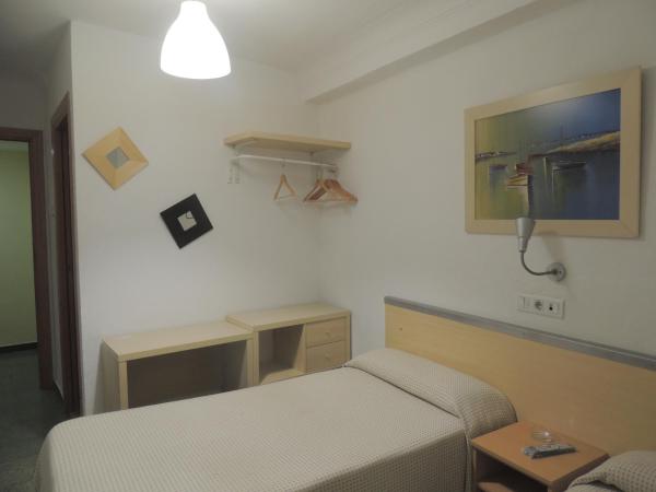 Hostal Cumbre : photo 2 de la chambre chambre lits jumeaux