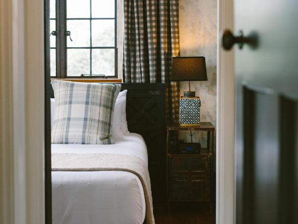 The Convent Hotel : photo 4 de la chambre suite lit king-size