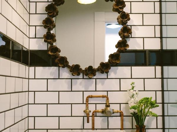 The Convent Hotel : photo 5 de la chambre chambre lit queen-size 