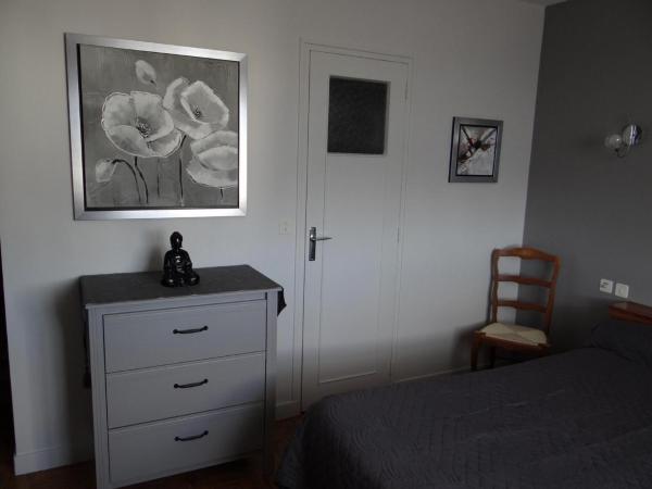 Chambres d'hôtes La Mansardière : photo 2 de la chambre chambre double standard