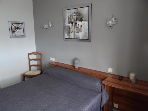 Chambres d'hôtes La Mansardière : photo 7 de la chambre chambre double standard