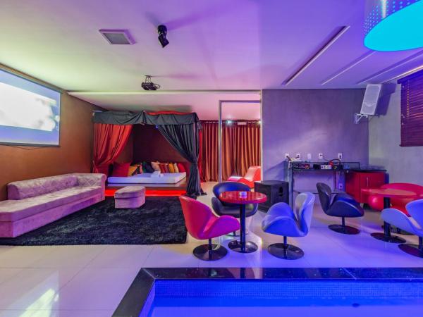 Assahi Motel (Adult Only) : photo 3 de la chambre chambre lit king-size deluxe