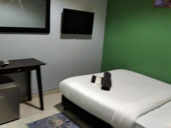 Ghazrins Hotel Dataran Larkin : photo 3 de la chambre chambre deluxe