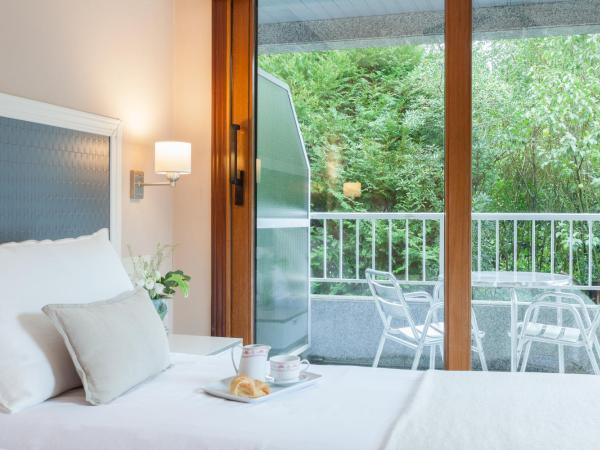 Hotel Monte Ulia : photo 2 de la chambre habitación doble 2 camas parking gratuito