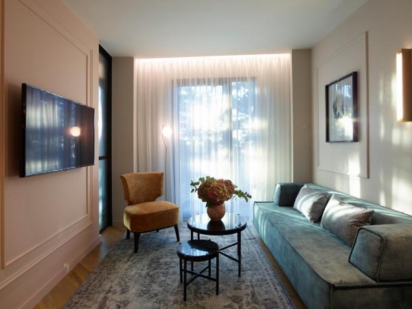 SAY HOTEL : photo 4 de la chambre suite supérieure lit king-size