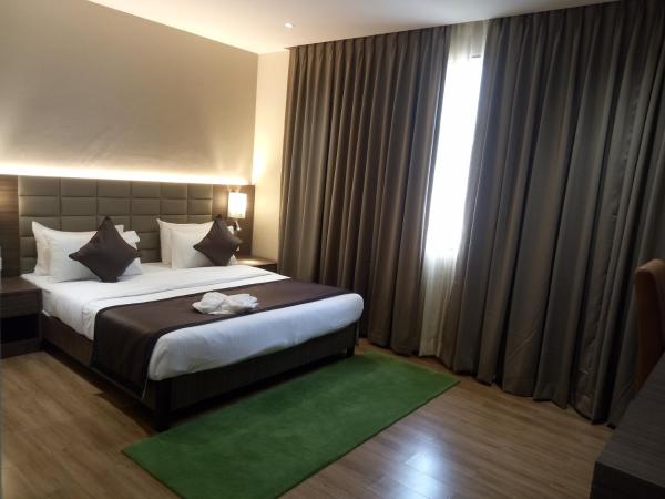 LYNQ AERO : photo 6 de la chambre suite familiale