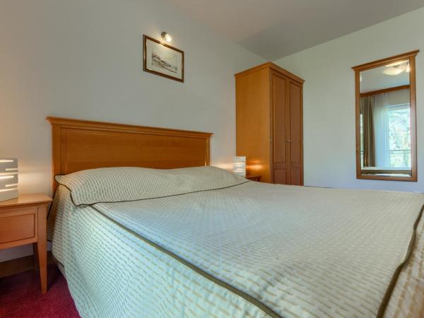 Hotel Villa Dvor : photo 3 de la chambre chambre double avec balcon et vue sur le fleuve