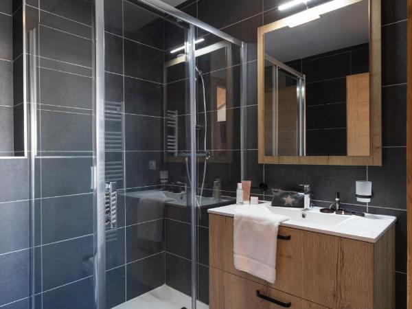 TERRESENS - Neige et Soleil : photo 8 de la chambre 3 bedrooms cabin 8/10 people. standard